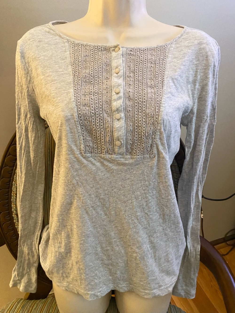 Loft Light Gray Long-Sleeve Lace-Panel Henley Top